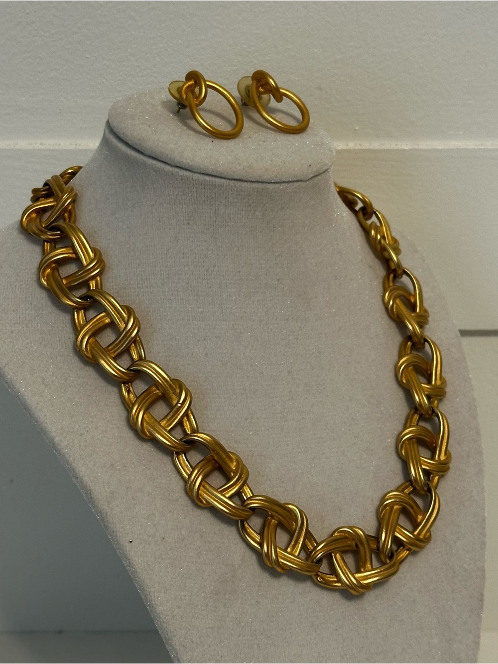 Vintage Erwin Pearl Chunky Gold Chain Link Choker Necklace 17” With Earrings - Picture 3 of 11